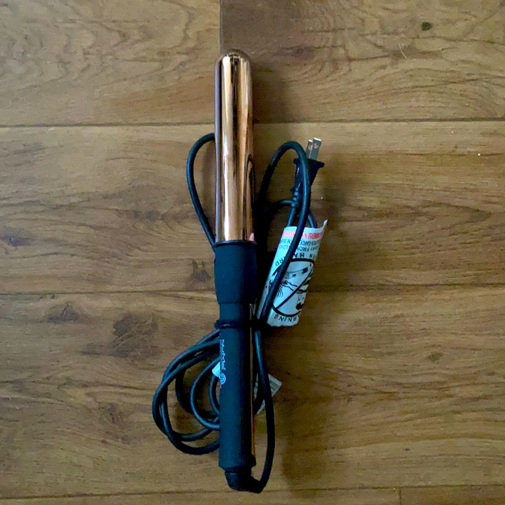 NUME Curling Wand 1” Barrel
